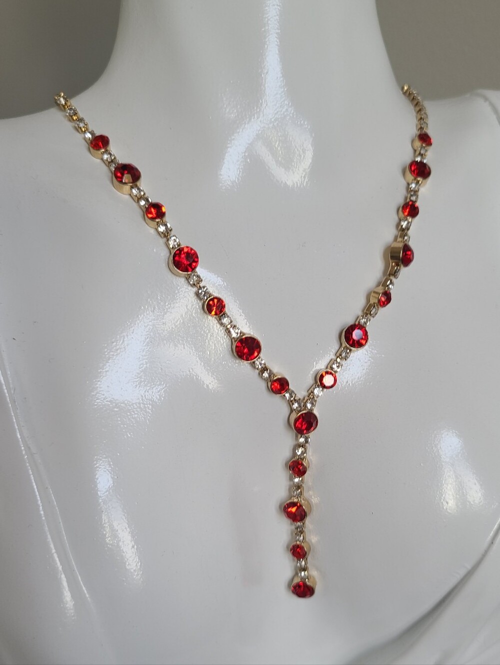 Vintage Dressy Gold Plated Red Rhinestone Crystal Y Drop Evening Formal Necklace